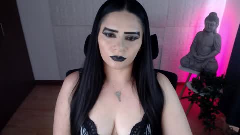 Snapshot of emili_evans_ chatting on September 12, 8:11 pm POWERFULL GODDESS EMILI online show from September 12, 8:11 pm