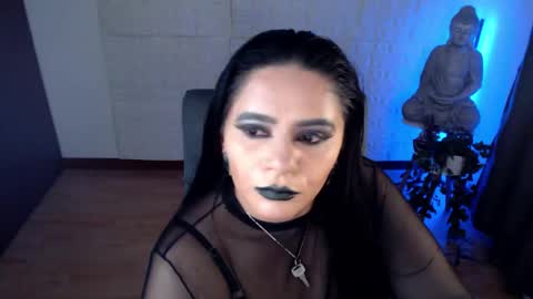 Snapshot of emili_evans_ chatting on February 14, 2:50 am POWERFULL GODDESS EMILI online show from February 14, 2:50 am