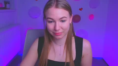 Emilia online show from March 7, 3:18 pm