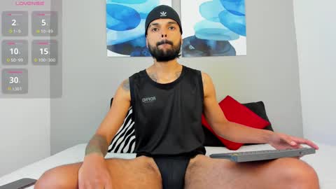 EMILIO online show from February 11, 7:05 pm