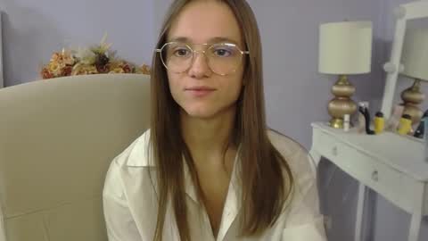 Emilly online show from January 15, 7:50 am