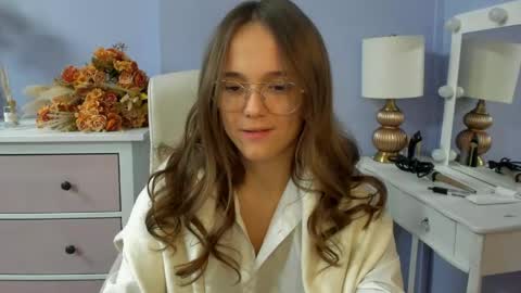 Emilly online show from April 14, 6:38 am