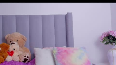 Emily  online show from June 12, 2:27 pm