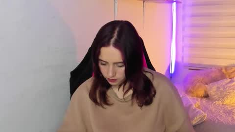 emily_lindey online show from January 11, 3:45 am