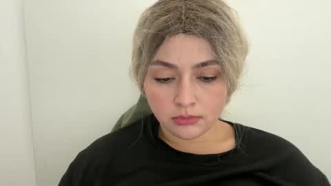 Snapshot of emily_morning_dew chatting on October 19, 9:36 am emily_morning_dew online show from October 19, 9:36 am
