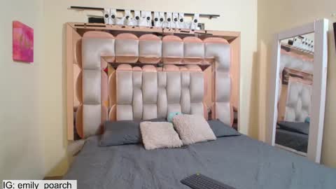 emily online show from February 21, 12:27 am