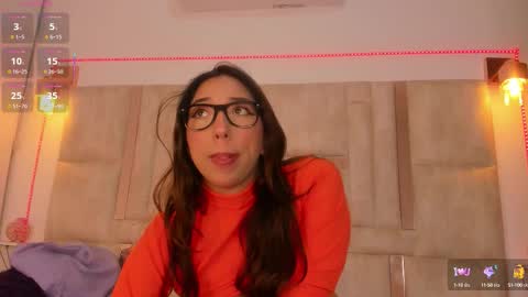 Snapshot of emily_walker4 chatting on September 26, 12:46 pm emily_walker4 online show from September 26, 12:46 pm