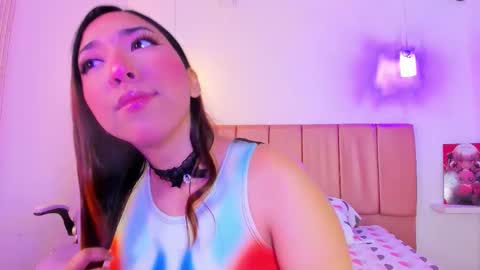 emily_walker4 online show from December 18, 3:46 am