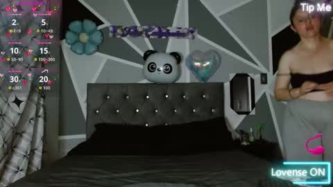 emily online show from March 16, 2:04 am