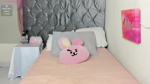 emilybrown12 online show from September 11, 9:05 pm