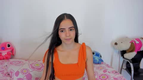 Snapshot of emilyclay_1 chatting on October 14, 9:51 pm Sweet Emily online show from October 14, 9:51 pm