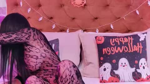 Emily online show from October 29, 6:26 am