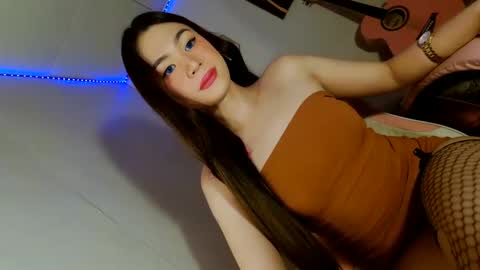 ariane online show from November 9, 8:18 am