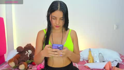 Emily online show from February 16, 10:32 pm