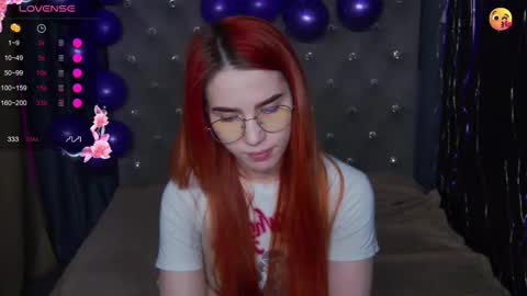 EmilyKents online show from November 22, 2:21 am