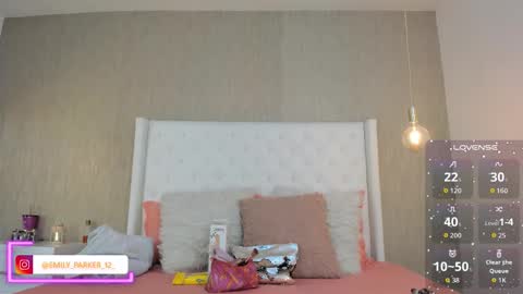 My IG - EmilyParker   online show from February 14, 4:53 pm