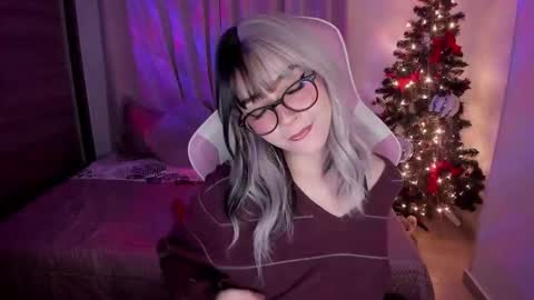 EMILY online show from January 11, 4:38 am