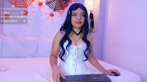 EMILY online show from October 30, 9:59 pm