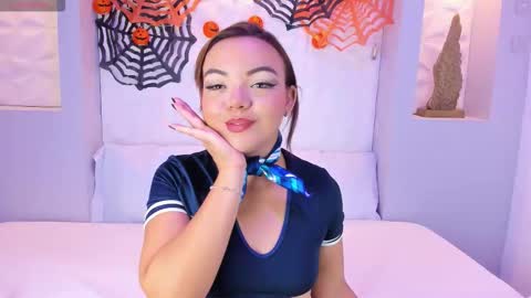 Snapshot of emilyrouss_ chatting on October 20, 7:08 pm EMILY online show from October 20, 7:08 pm