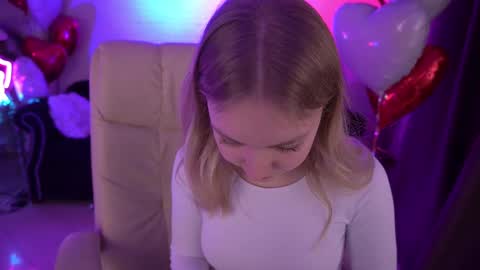 Snapshot of emilysunshines chatting on February 16, 9:16 pm MY NAME IS Emily WELCOME EVERYONE I WILL BE HAPPY TO GIVE YOU WHAT YOU HAVE DREAMED OF FOR SO LONG online show from February 16, 9:16 pm