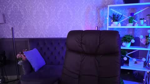 Snapshot of emilysunshines chatting on September 27, 2:15 pm MY NAME IS Emily WELCOME EVERYONE I WILL BE HAPPY TO GIVE YOU WHAT YOU HAVE DREAMED OF FOR SO LONG online show from September 27, 2:15 pm