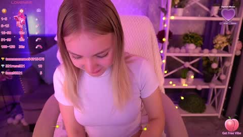 Snapshot of emilysunshines chatting on February 3, 4:14 am MY NAME IS Emily WELCOME EVERYONE I WILL BE HAPPY TO GIVE YOU WHAT YOU HAVE DREAMED OF FOR SO LONG online show from February 3, 4:14 am