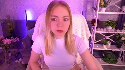 Snapshot of emilysunshines chatting on February 2, 9:34 pm MY NAME IS Emily WELCOME EVERYONE I WILL BE HAPPY TO GIVE YOU WHAT YOU HAVE DREAMED OF FOR SO LONG online show from February 2, 9:34 pm