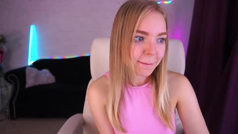 Snapshot of emilysunshines chatting on September 17, 6:39 am MY NAME IS Emily WELCOME EVERYONE I WILL BE HAPPY TO GIVE YOU WHAT YOU HAVE DREAMED OF FOR SO LONG online show from September 17, 6:39 am