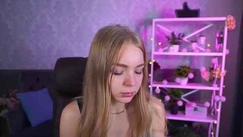 Snapshot of emilysunshines chatting on October 9, 6:52 am MY NAME IS Emily WELCOME EVERYONE I WILL BE HAPPY TO GIVE YOU WHAT YOU HAVE DREAMED OF FOR SO LONG online show from October 9, 6:52 am