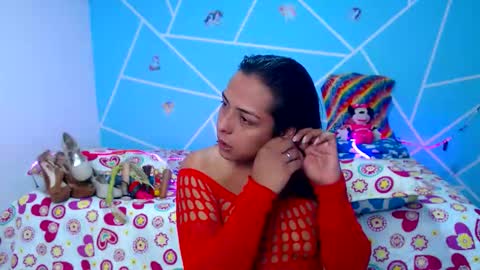 Emily online show from November 1, 7:24 pm