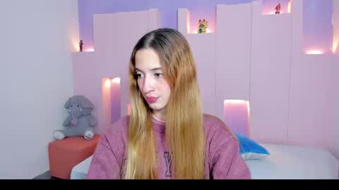 emilywilliis online show from January 16, 12:58 pm