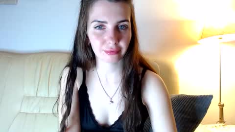 Snapshot of emma719510 chatting on September 11, 10:22 pm Emma online show from September 11, 10:22 pm