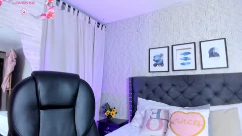 Emma online show from February 11, 12:36 pm