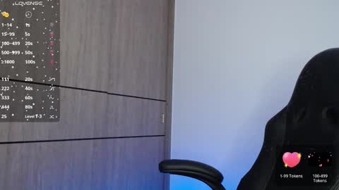 Snapshot of emma_aaa chatting on December 20, 10:49 am Rocio online show from December 20, 10:49 am