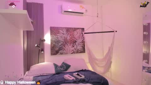 Alice online show from October 11, 12:43 pm