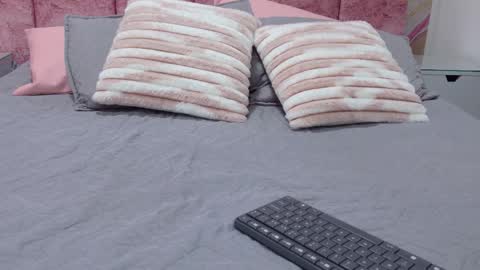 Emma online show from March 26, 3:12 am