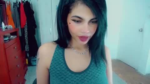 emma online show from October 24, 1:17 am