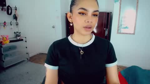 emma online show from November 5, 10:23 pm