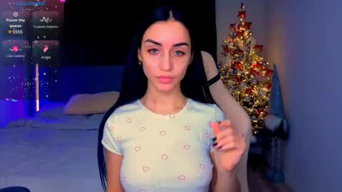 Emma online show from January 14, 2:25 pm