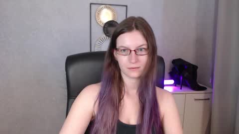 emma online show from September 10, 7:20 am