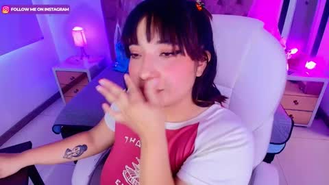 Snapshot of emma_monserratt chatting on October 18, 9:08 pm Emma Monserratt online show from October 18, 9:08 pm