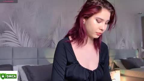 Snapshot of emma_plux chatting on October 21, 8:08 am Emma online show from October 21, 8:08 am