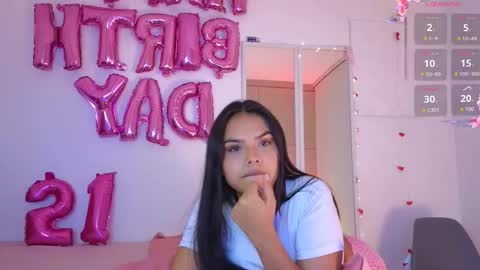 EMMA REVEES  online show from February 25, 5:22 am