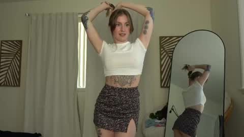 Emma Ruby online show from April 15, 6:22 pm