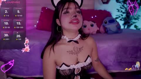 Snapshot of emma_soffia_ chatting on October 1, 6:51 pm EMMA online show from October 1, 6:51 pm