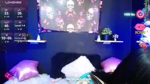 Emma Black online show from January 13, 7:43 pm