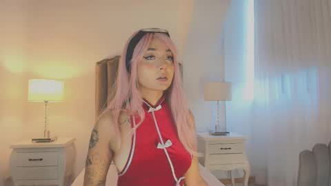 Ema online show from November 9, 12:30 pm