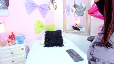 Emma  online show from March 3, 8:16 pm