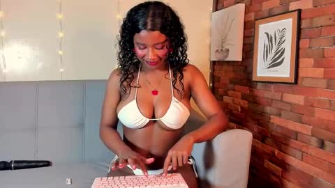 Emma online show from December 27, 5:05 pm