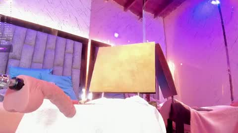 Emma Duque online show from March 3, 2:04 am